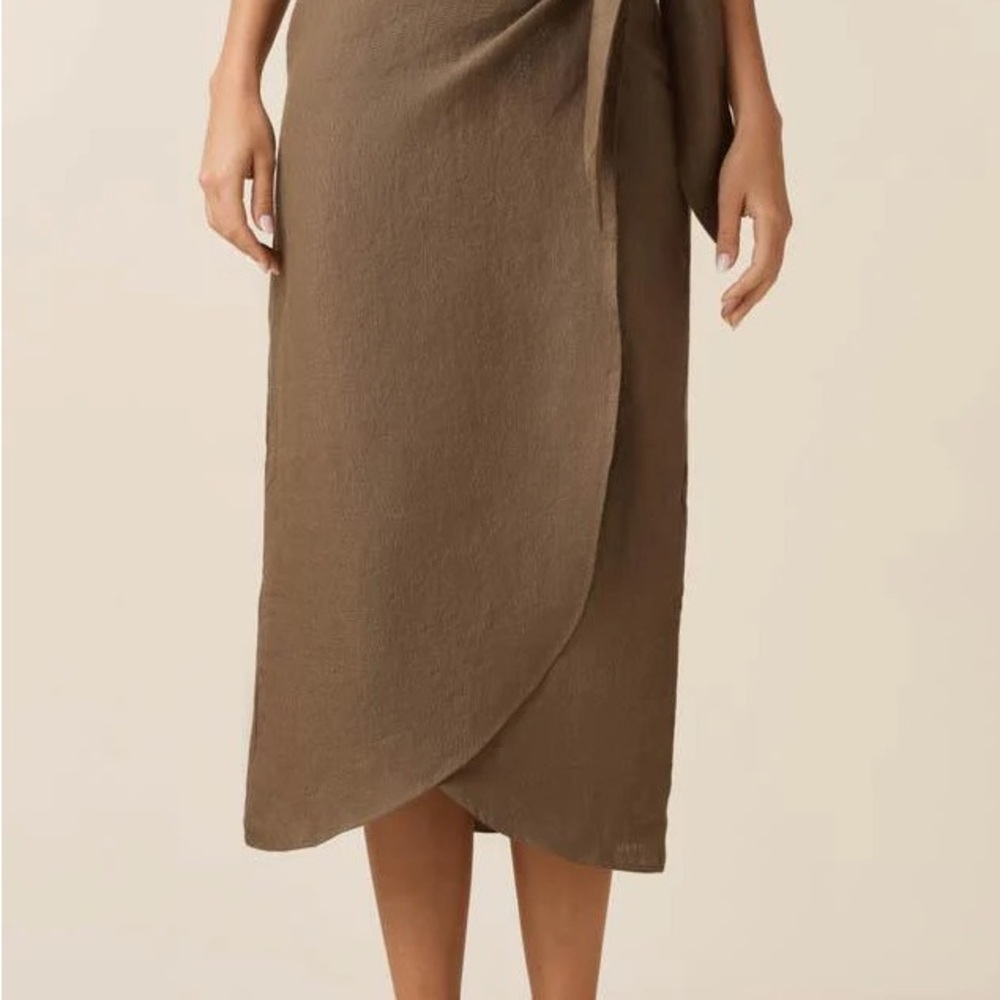 Vetta Linen Wrap Midi Skirt *RARE*